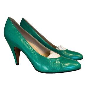 Salvatore Ferragamo Leather shoes/Heels  5 B Green, Low Heel-Excellent Condition
